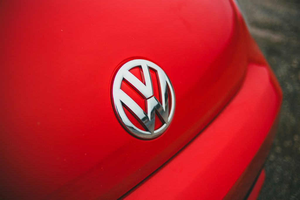 Volkswagen Shares Rise Amid Reports of Potential Chinese Investment in Manufacturing Plant